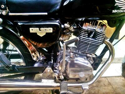 JUAL CB 100 Tahun 81 Tinggal Gas Doank Mulus Gan..