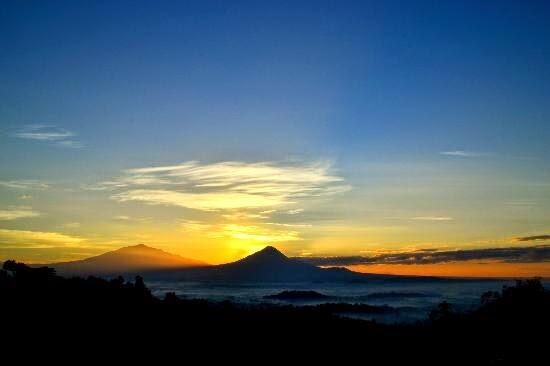 Gereja Ayam, Punthuk Setumbu Hingga Gunung Merapi Via Selo