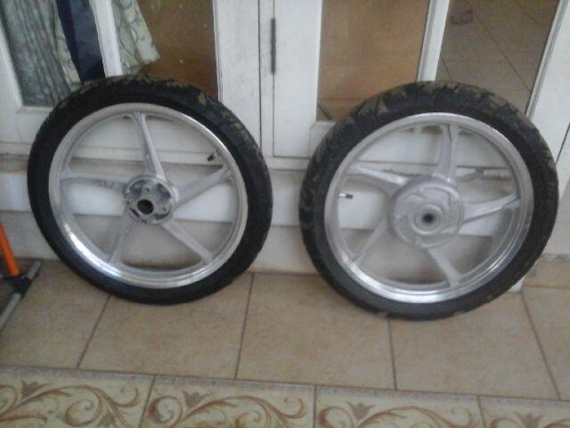 Velq Nouvo Original