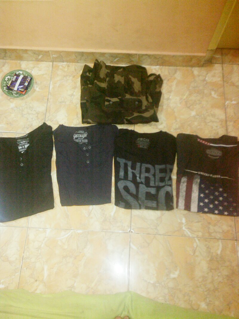 T-shirt greenligh,celana army moutley, kaos mtly, 3second original ariel noah