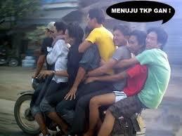 Bingung Ngerayain Tahun Baru ??? .. MASUK GAN !!!