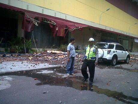 &#91;Gempa Dahsyat&#93; FOTO: Ini Situasi Kepanikan Warga Manado Saat Diguncang Gempa