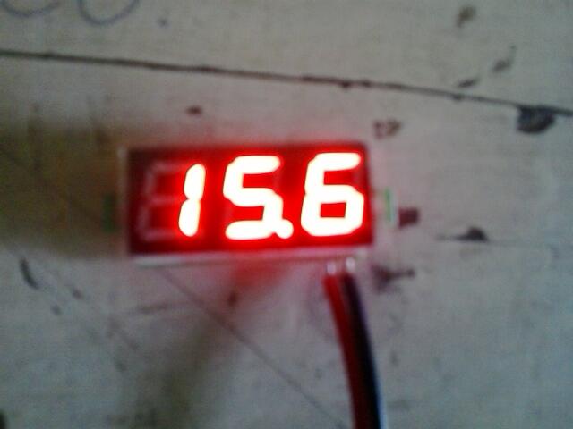 volt meter/indikator accu merk nine autoseries luminoss