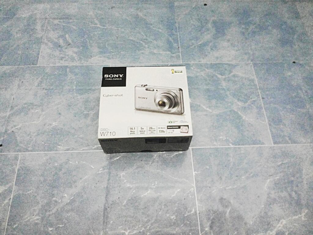 Camera Merk Sony DSC-W710 Spek tinggi BNIB, Hrga di bwah psran!!!