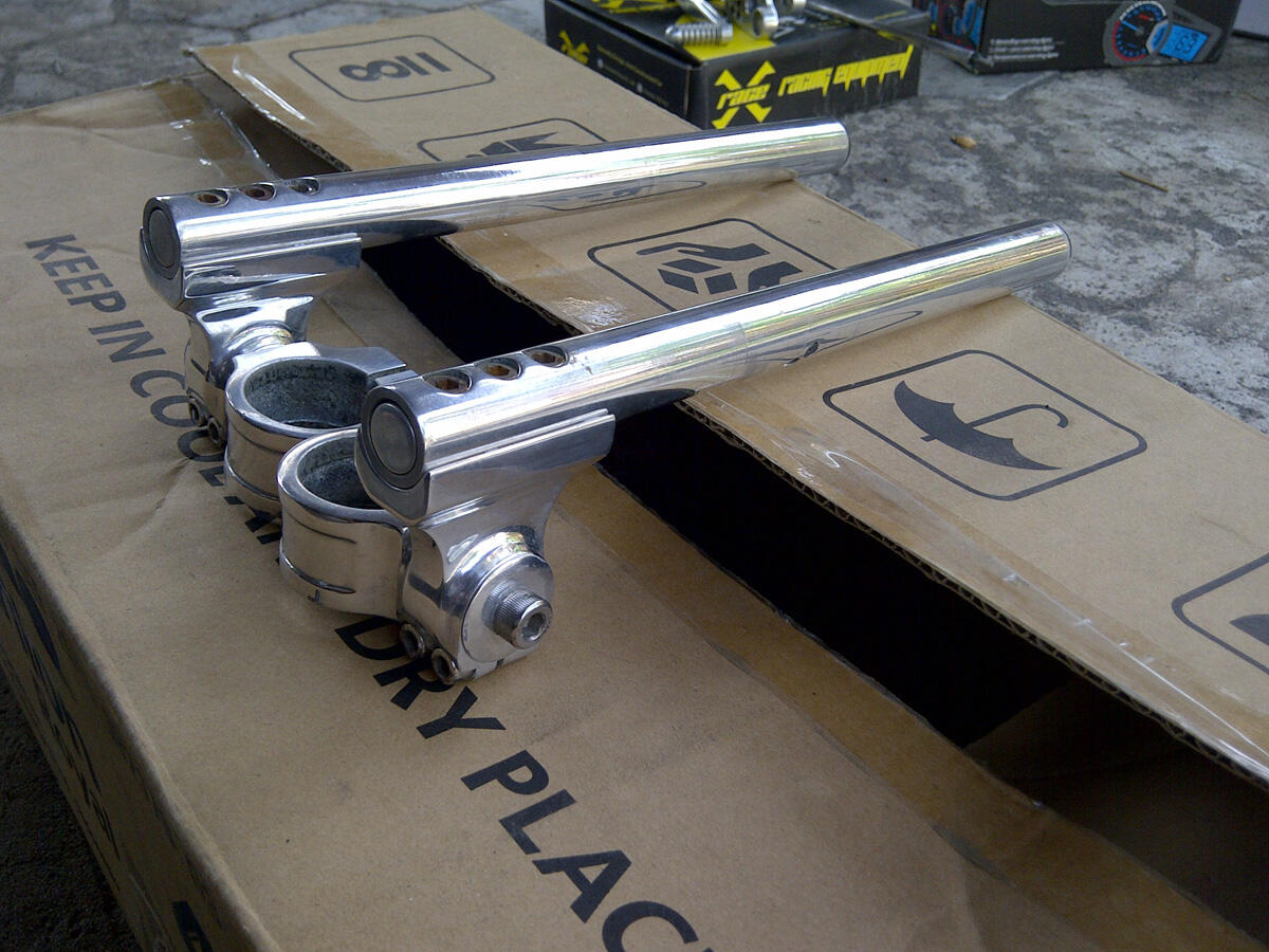 FS : footstep xrace dan stang ktc ninja 250