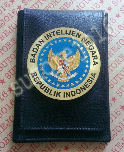 kalung dan dompet pengenal kta (TNI-POLRI)