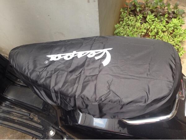 RAINCOAT SEAT VESPA LX,LXV,S dkk