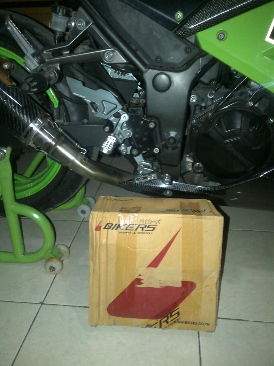 FOOTSTEP DEPAN BIKERS ORIGINAL NINJA FI/KARBU MODEL 2014