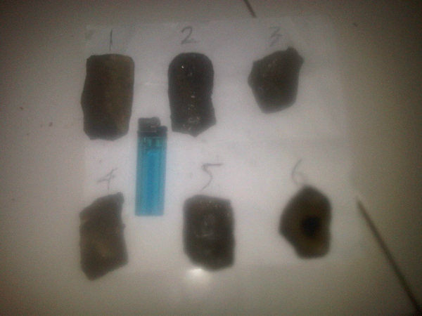 Lelang rough/bahan black opal
