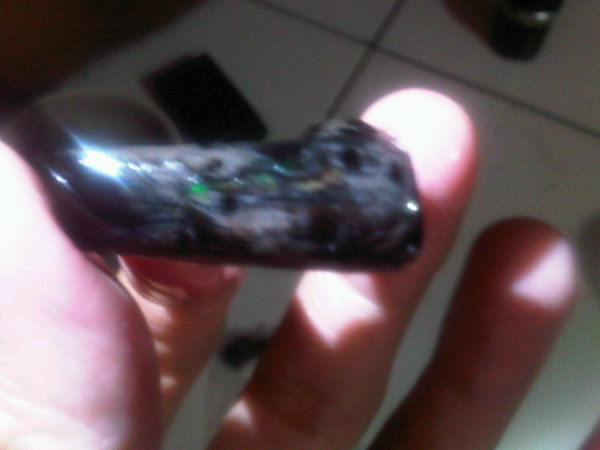 rough batu black opal,bacan doko,biduri laut