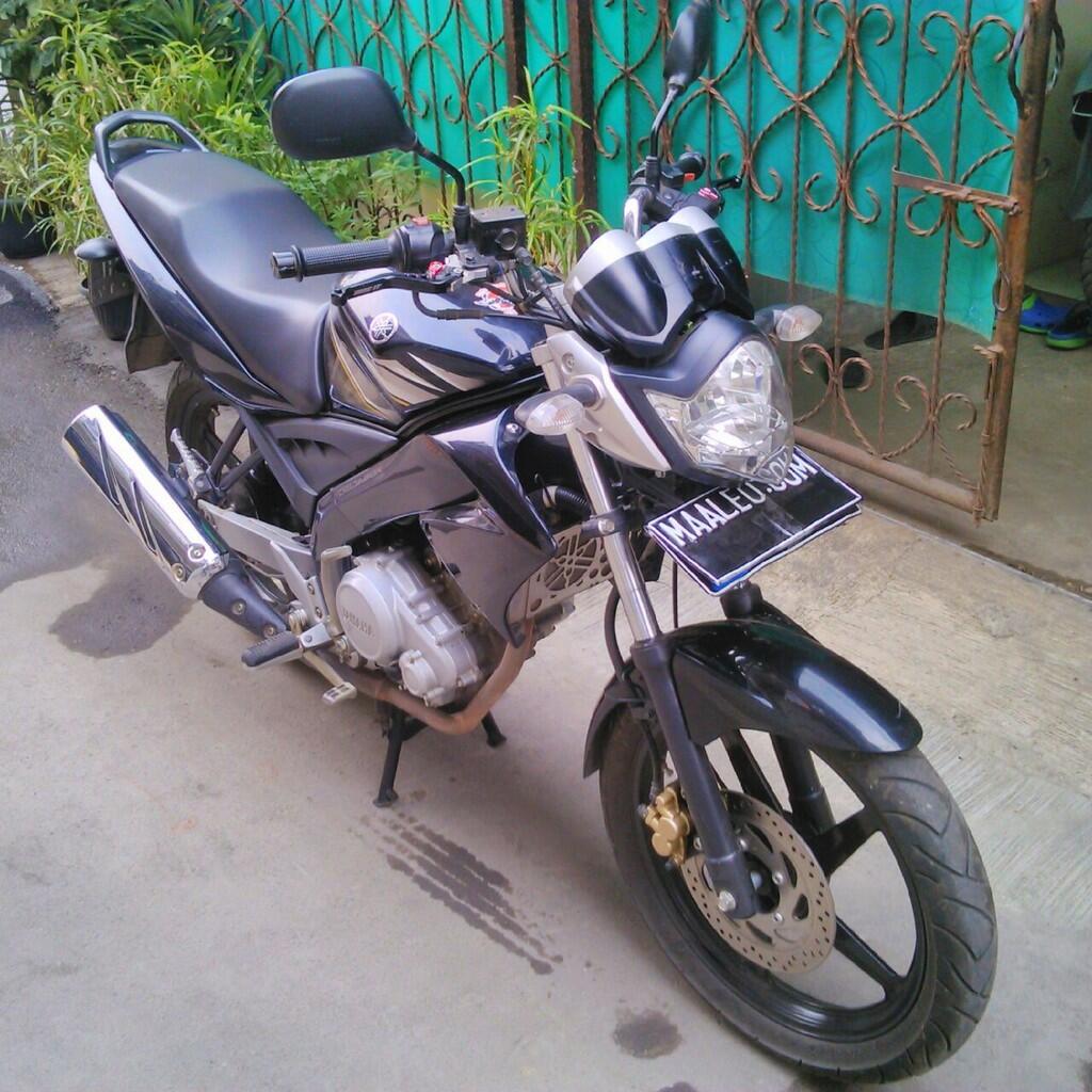 Terjual YAMAHA VIXION 2022 AGUSTUS WARNA HITAM km 23rb 