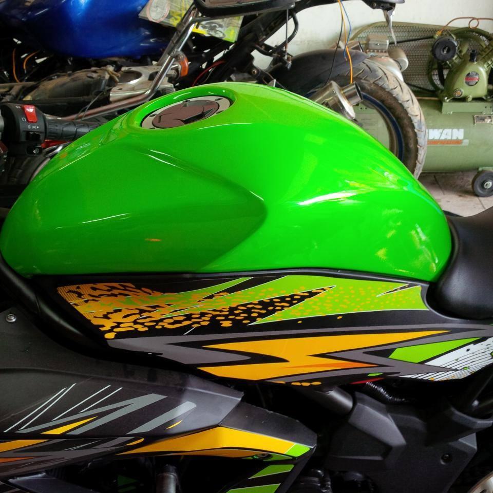 Terjual Modifikasi aksesoris dan variasi ninja 250 RR Mono 