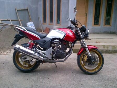 LIMBAH MOGE swing arm CB 400 SF + KALIPER BAWAH NISSIN CB 400 VTEC EX TIGER