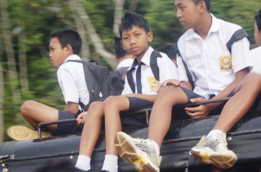 Potret Anak Pinggiran