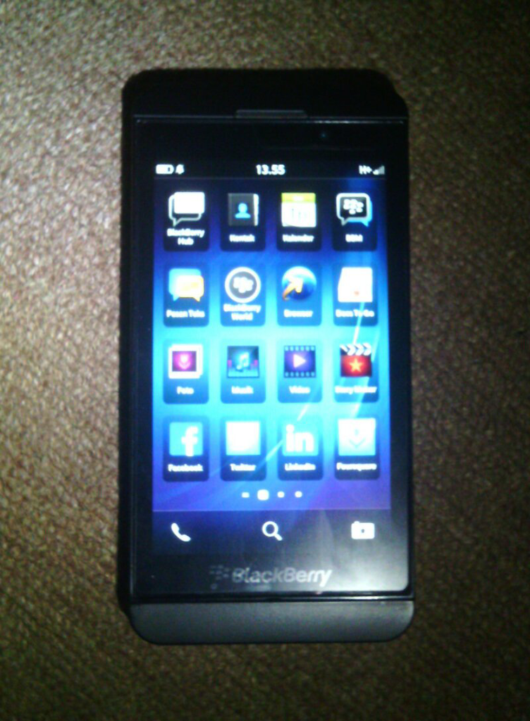 BlackBerry z10 black ex TAM bu. segera gan
