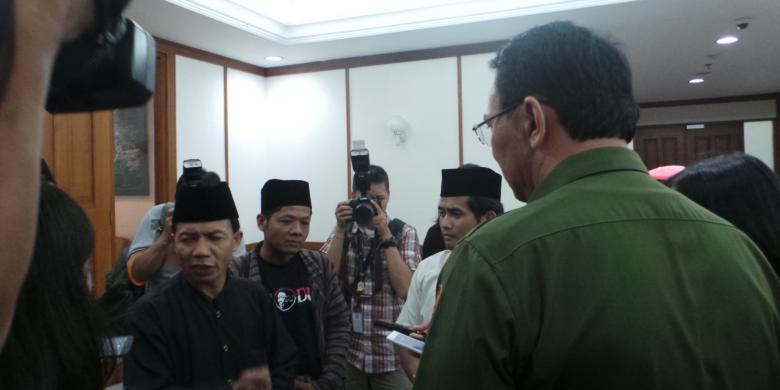 (Dari Majelis Taklim untuk FPI) "Mereka yang Menolak Pak Ahok Ini Enggak Ngaji"