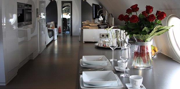 WOW.... Hotel Di Dalam Pesawat (info Properti)