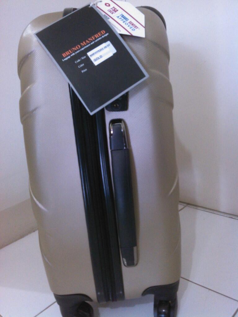 Jual koper cabin Bruno Manfred 20 inch BARU.