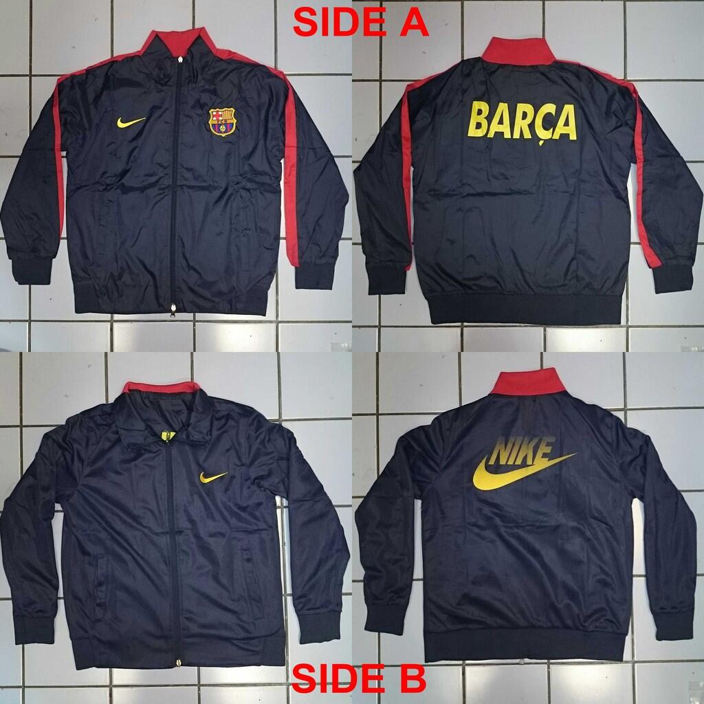 Terjual Jaket  GO Barcelona Parasut  Waterproof Bolak Balik 