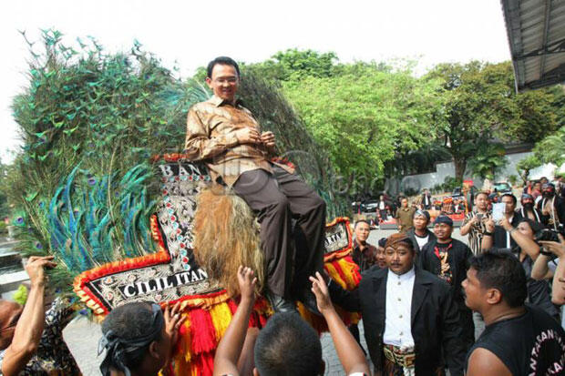 (FPI kemana???) Dielukan Saat Blusukan ke Jatinegara, Ahok Minta Warga Direlokasi