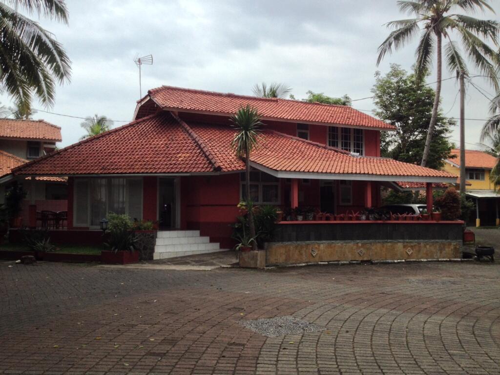 Villa Anyer Resort