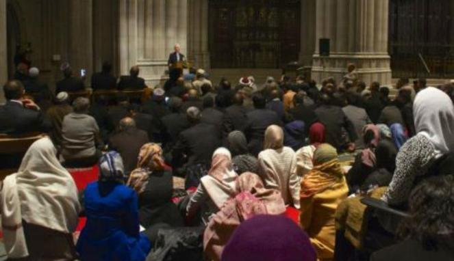 (Ef Pe I Kejang2) Ketika Gereja di AS Digunakan Ibadah Salat Jumat