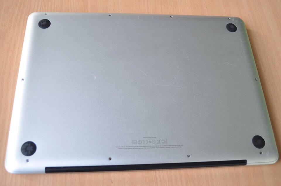 MacBook Pro "Core i5" 2.3 13" Early 2011 /MC700LL/A