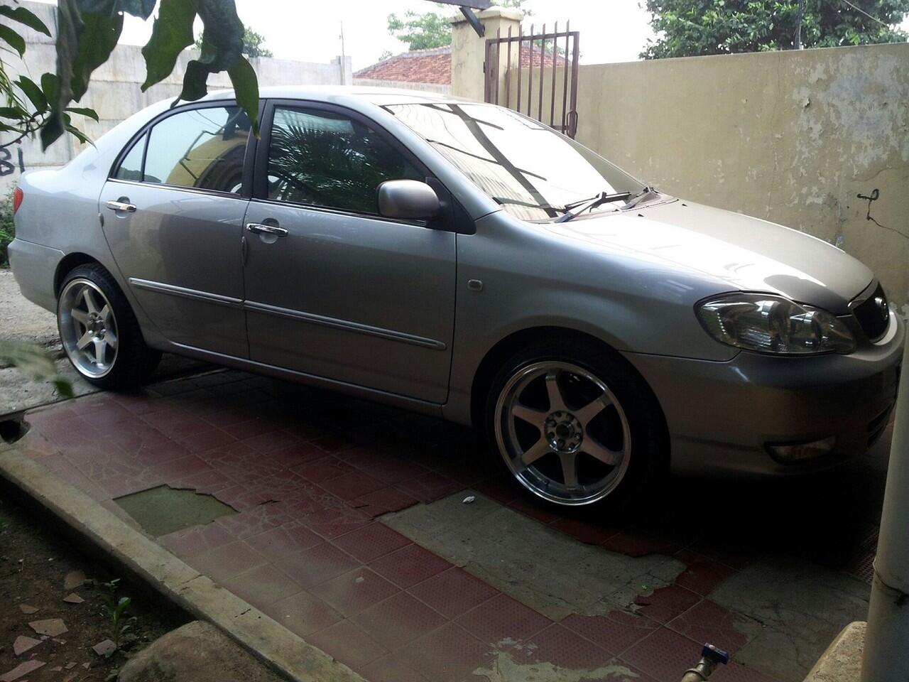 JUAL TOYOTA COROLLA ALTIS 1.8 G MATIC 2001 SILVER