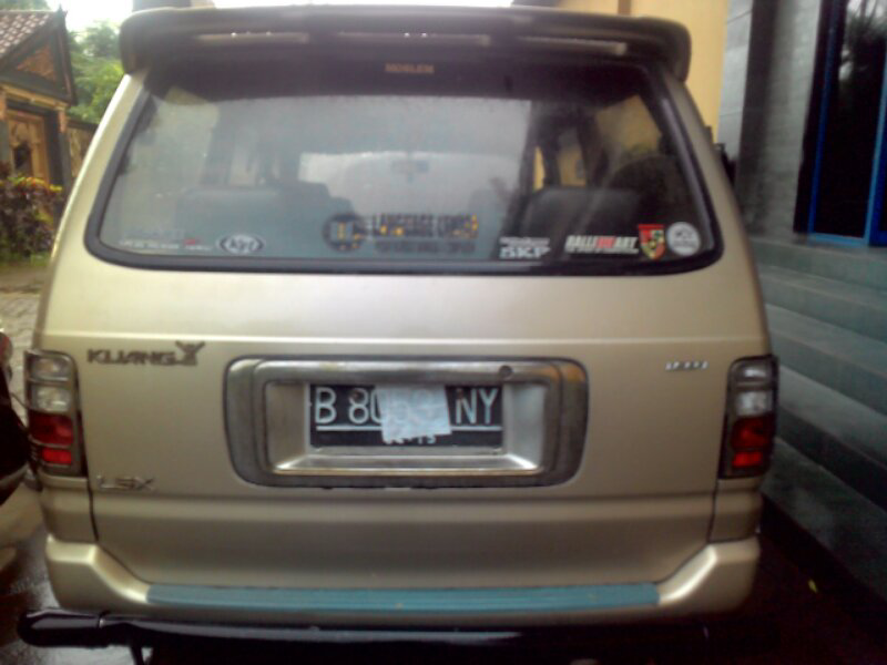 toyota kijang LSX thun 99