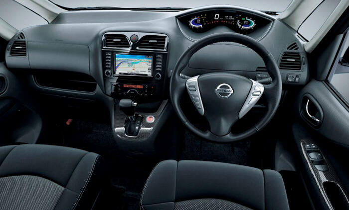 ALL NEW NISSAN SERENA 2.0 HWS BIG DISCOUNT - PROMO TERBATAS