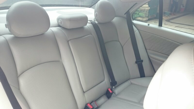 Mercedes Benz C200 2001 W203 BLACK SANGAT TERAWAT. Wajah sudah ELEGANCE. Velg19.