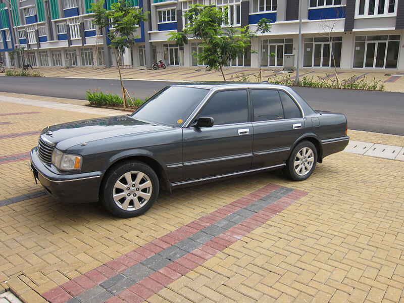 Toyota Crown Super Saloon 2.0