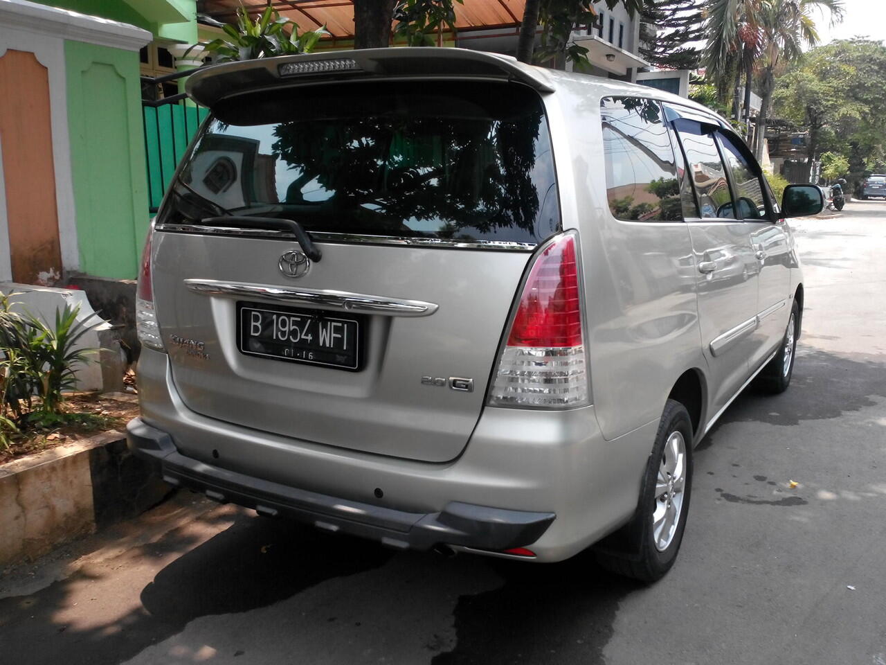 Innova 2010 tipe G manual mulus terawat