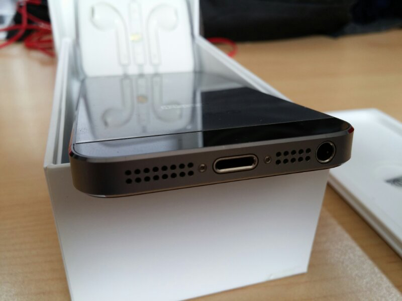 jual iphone 5s harga murah 32GB warna Grey 6jt an