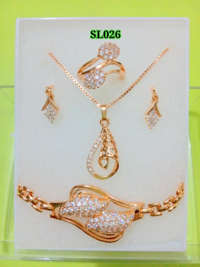 Set perhiasan lapis emas 18k