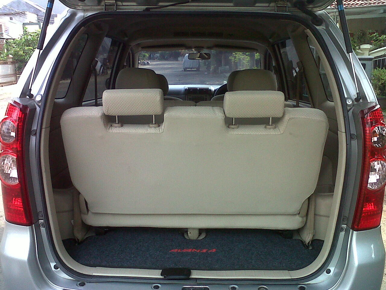 Toyota Avanza Tipe S 1.5 VVTi At Matic th 2007 Silver