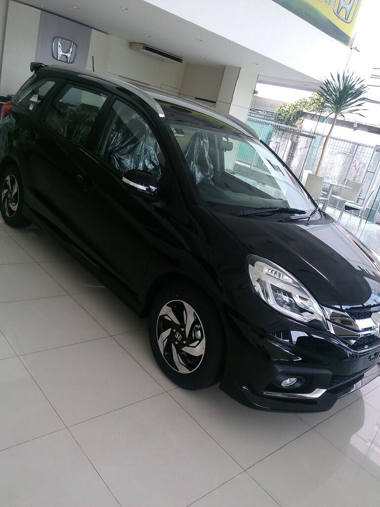 All New Honda Mobilio RS "Ready Stock"