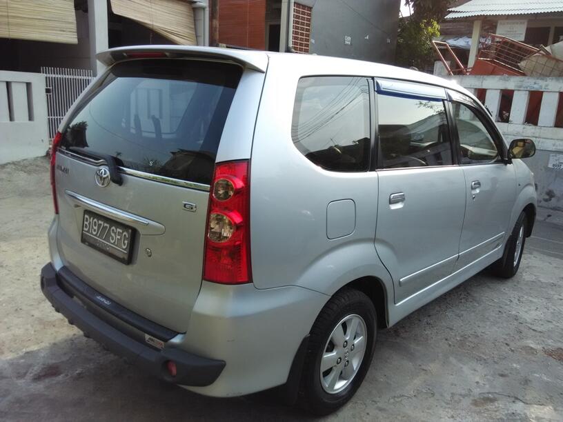 Avanza G sliver 2009