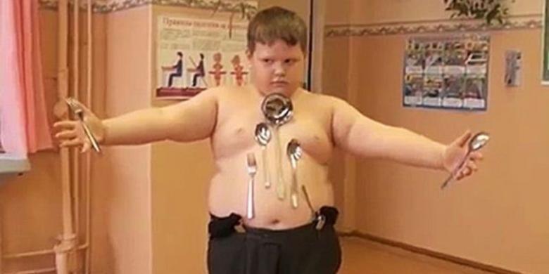 BERSIAPKAH KALIAN UNTUK HADIRNYA SUPER HERO BARU??