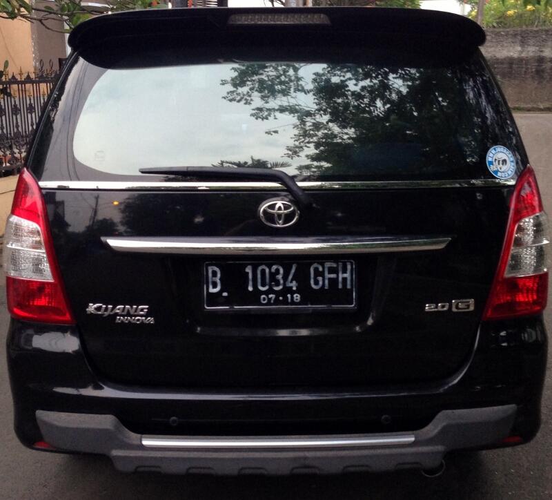 Kijang Grand Innova 2013 Type G Manual Hitam Low Km