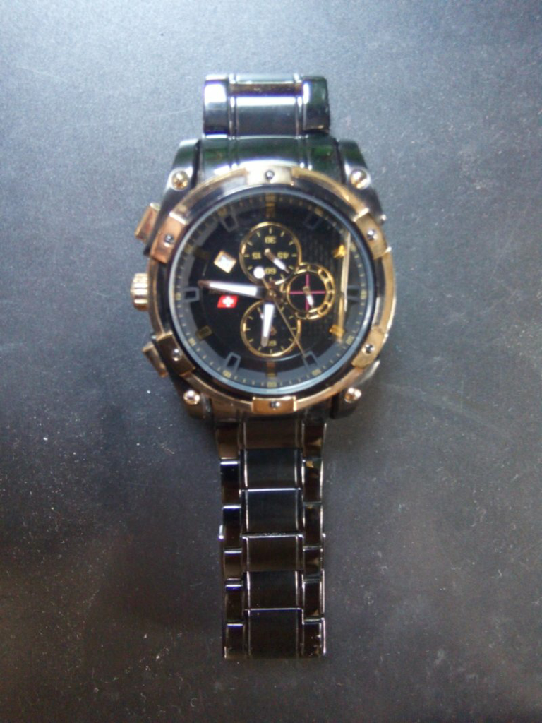 >>>jam swiss army ORIGINAL barter batu bacan.masuk gan.