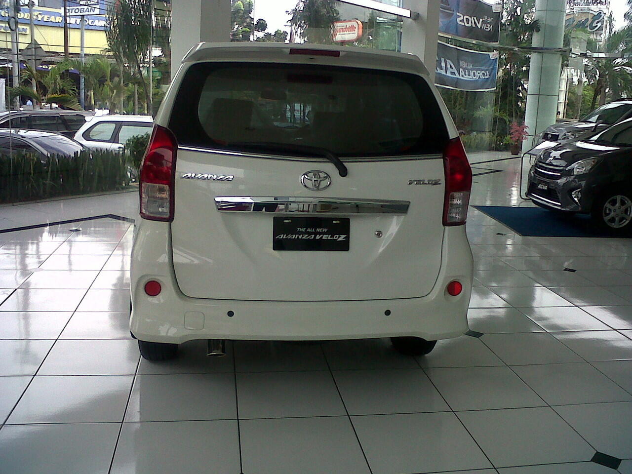 New YARIS Free Karpet Dasar + Kaca Film + Talang Air DP Super Ringan ,,,Weeken sale ,