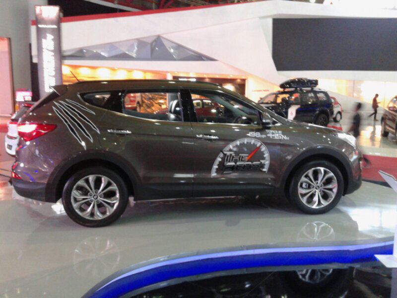Hyundai new santa fe kejutan menarik diskon berlimpah unit last year 2014