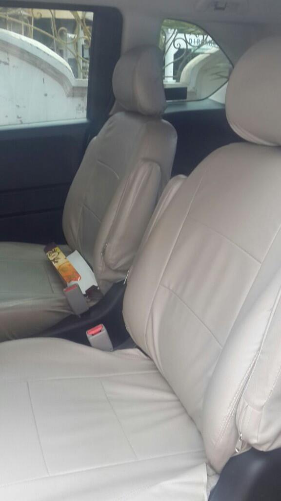 Jual mobil freed th 2012
