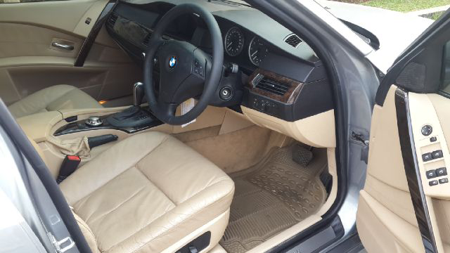 WTS BMW 530i 2007 silver stone