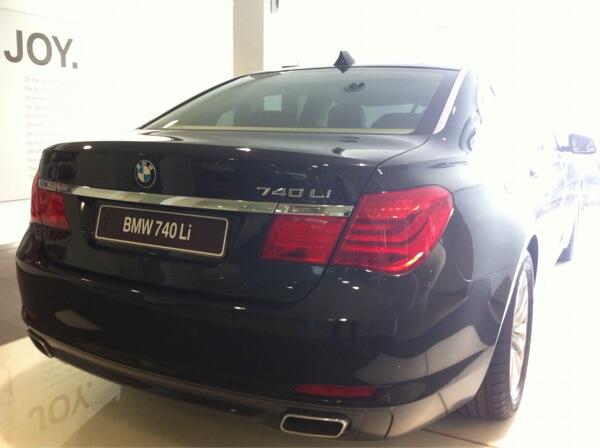 BMW 740Li Business NIK 2012