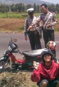 Anda stres ?? Disini obat nya