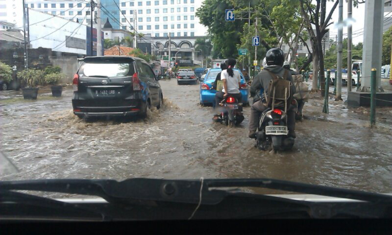 Mungkin ini adalah awal dari banjir Jakarta session 2014-2015