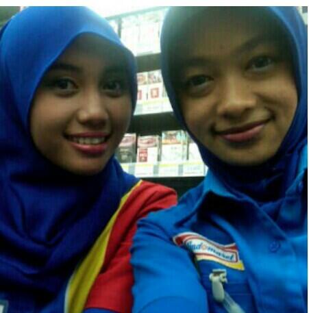 narsis ala penjaga minimarket