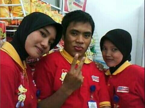 narsis ala penjaga minimarket